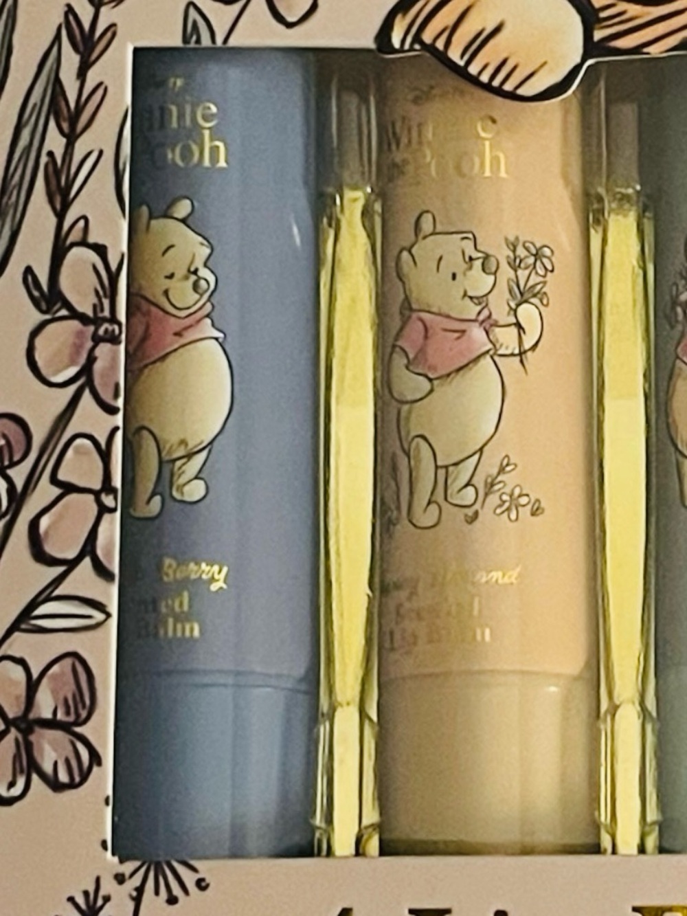 🍄‍🟫HOST PICK🍄‍🟫Winnie the Pooh 4-Pack Lip Balm Set – Pastel Mixed Scents 🍯 - Picture 4 of 5